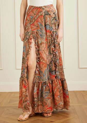 Long skirt with ruffles