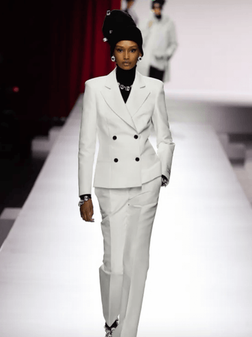 White blazer Moschino show